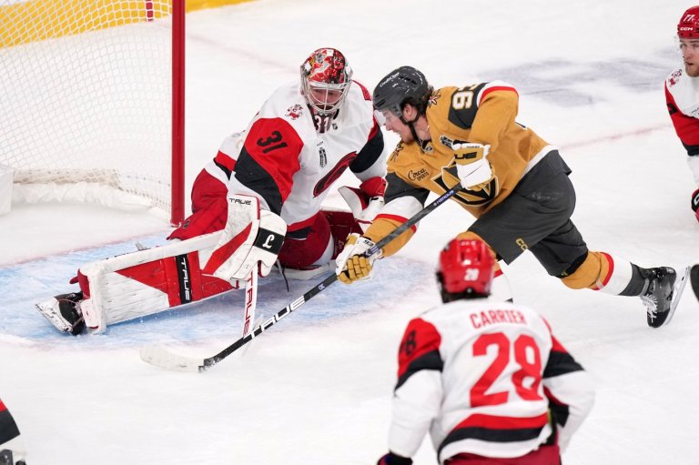 Brind'Amour not disclosing goaltender decision for Game 4 of Stanley Cup Final | iNFOnews.ca