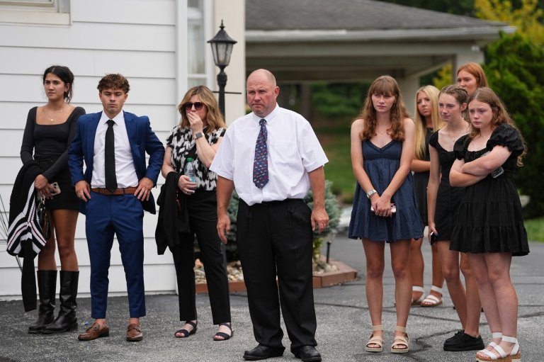 Pennsylvania police officer charged with voluntary manslaughter in killing of college student | iNFOnews.ca