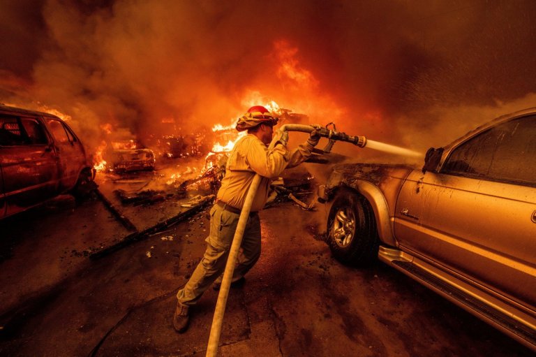 Smoke from LA fires exposed millions of people to high levels of toxic heavy metals, study says | iNFOnews.ca
