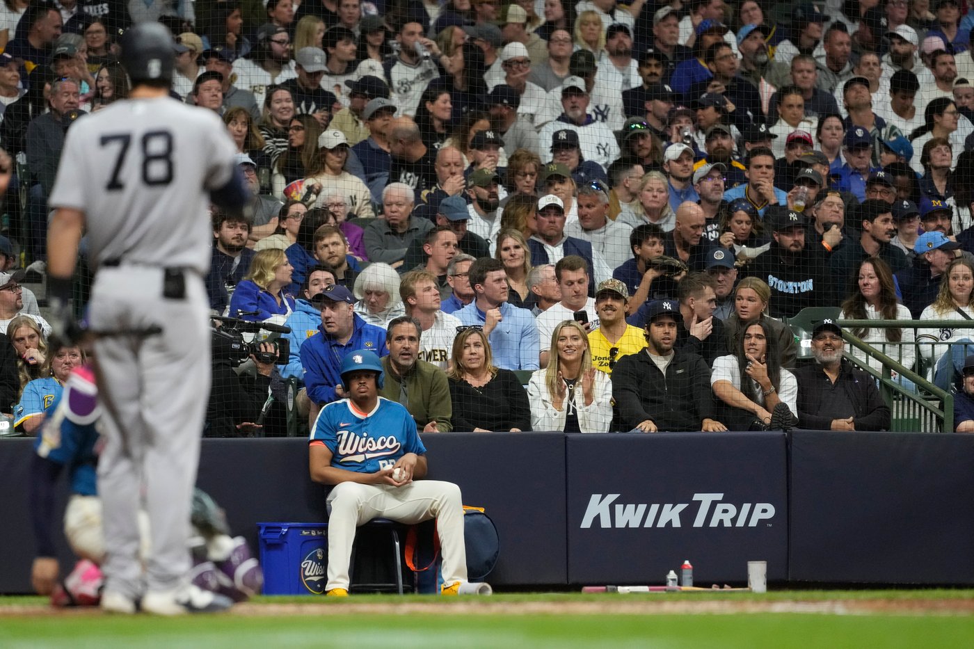 Spencer Jones makes his MLB debut and gives Yankees lineup one more 6-foot-7 slugger | iNFOnews.ca