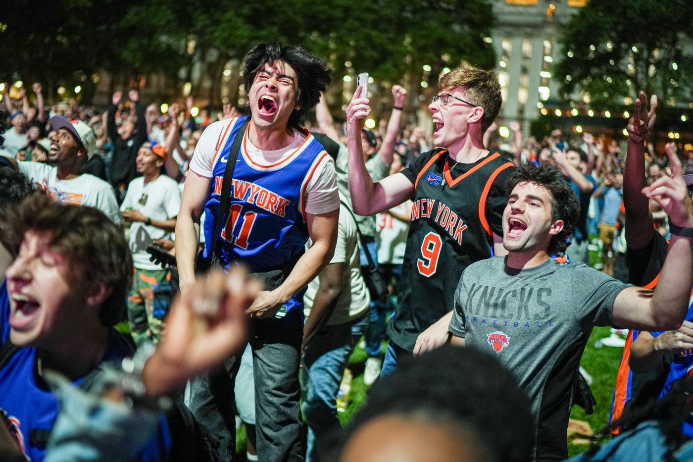 Knicks fever sweeps New York for Game 3 of the NBA Finals against the Spurs | iNFOnews.ca