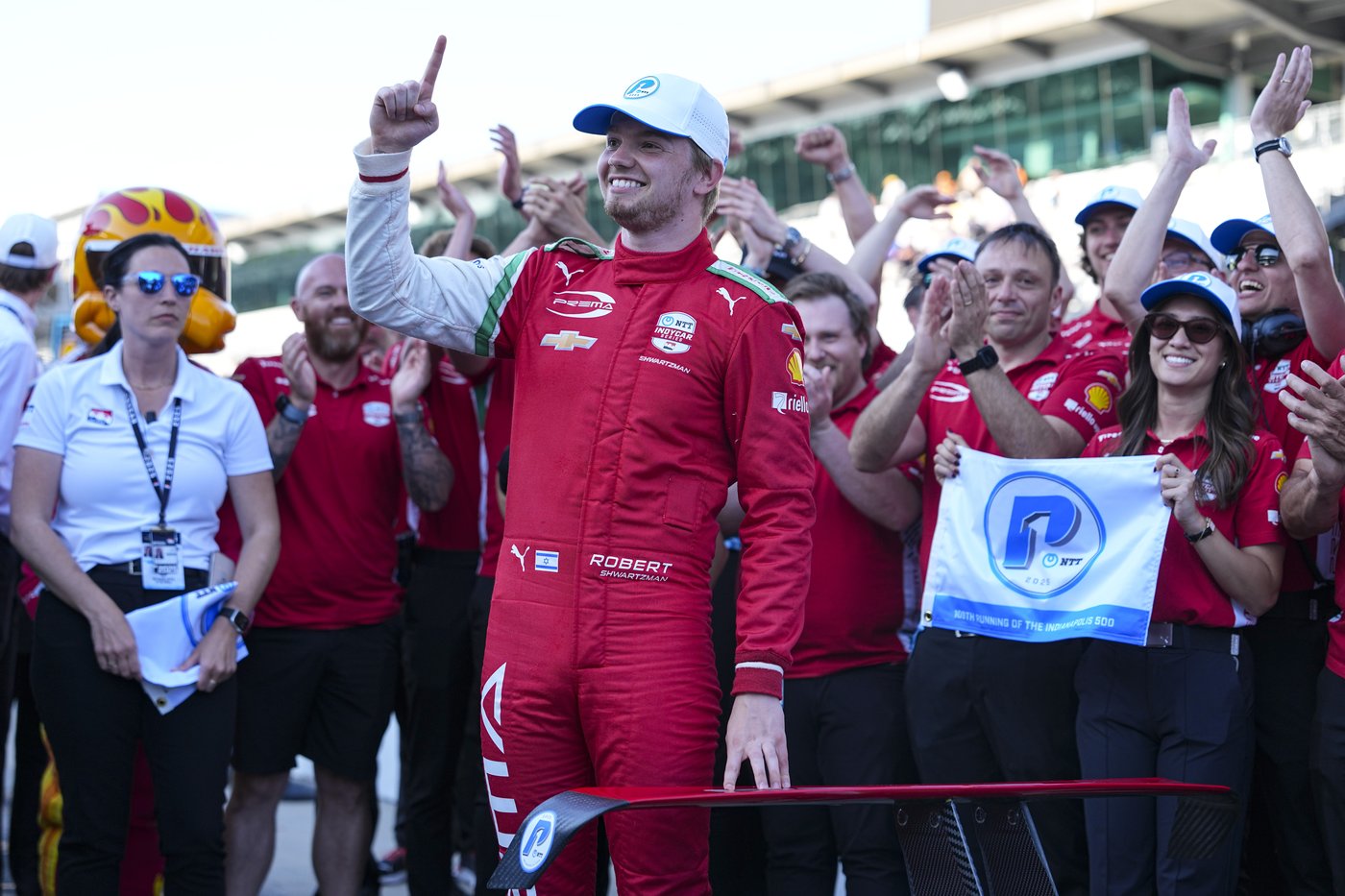 Israeli-born, Russia-raised Indy 500 pole winner Robert Shwartzman calls for peace around the world | iNFOnews.ca Israeli-born, Russia-raised Indy 500 pole winner Robert Shwartzman calls for peace around the world | iNFOnews.ca