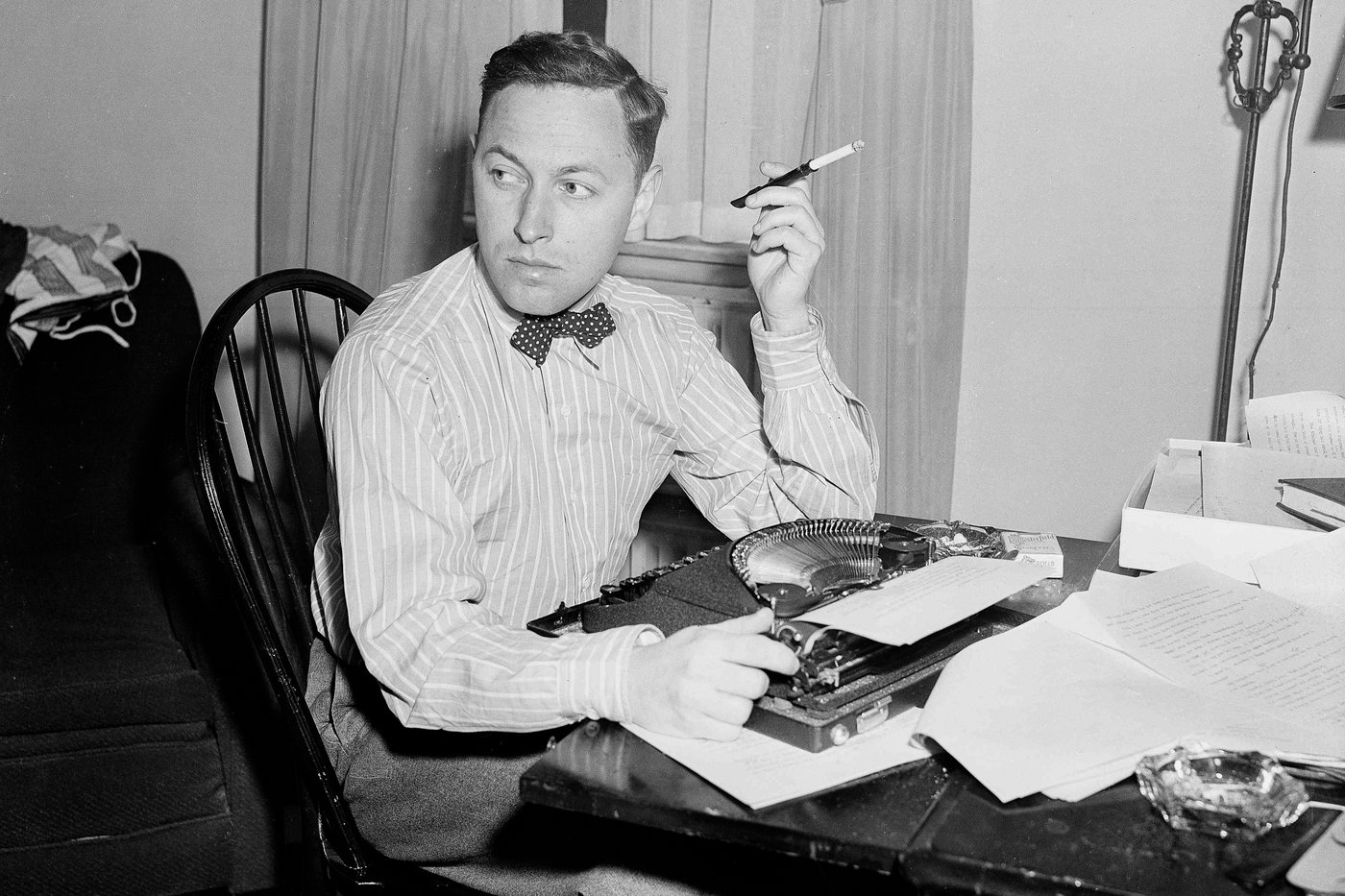 Haunted house and invisible demons: Tennessee Williams' early radio play 'The Strangers' publishes | iNFOnews.ca