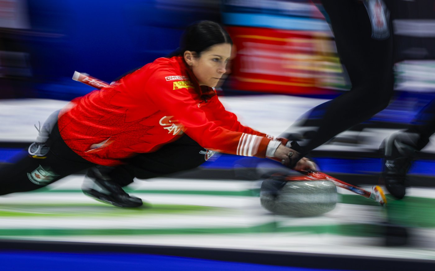 Canada's Einarson continues to roll in women's world curling with fourth straight win | iNFOnews.ca Canada's Einarson continues to roll in women's world curling with fourth straight win | iNFOnews.ca