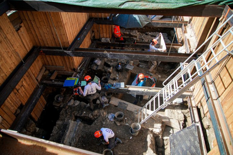 Only on AP: Under Notre Dame cathedral, a 'dig of the century' unearths 1,700 years of history | iNFOnews.ca