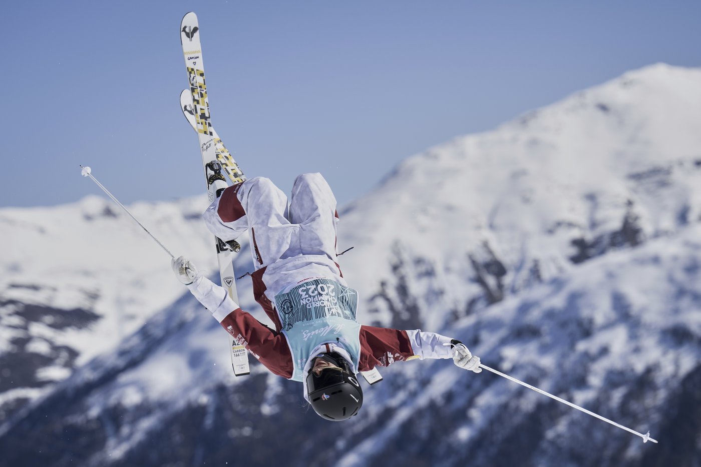 Perrine Laffont and Ikuma Horishima win moguls titles at freestyle skiing world championships | iNFOnews.ca