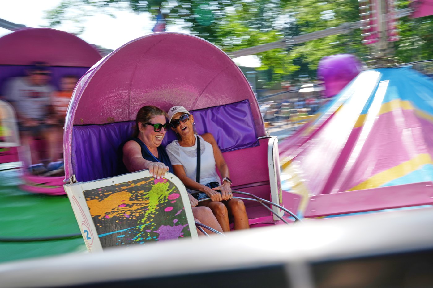 Spinning and dipping, Minnesota fairgoers delight in the classic Tilt-A-Whirl ride as it turns 100 | iNFOnews.ca