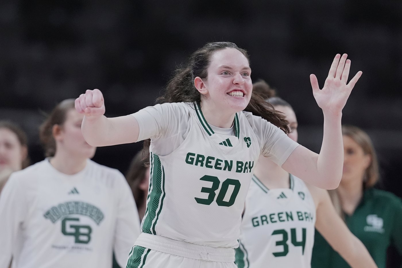 Jenna Guyer has Green Bay women back in March Madness as one of several noteworthy mid-major players | iNFOnews.ca Jenna Guyer has Green Bay women back in March Madness as one of several noteworthy mid-major players | iNFOnews.ca