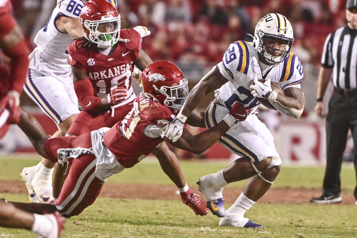 Arkansas visits Mississippi State, with both looking to rebound from SEC losses against ranked teams | iNFOnews.ca