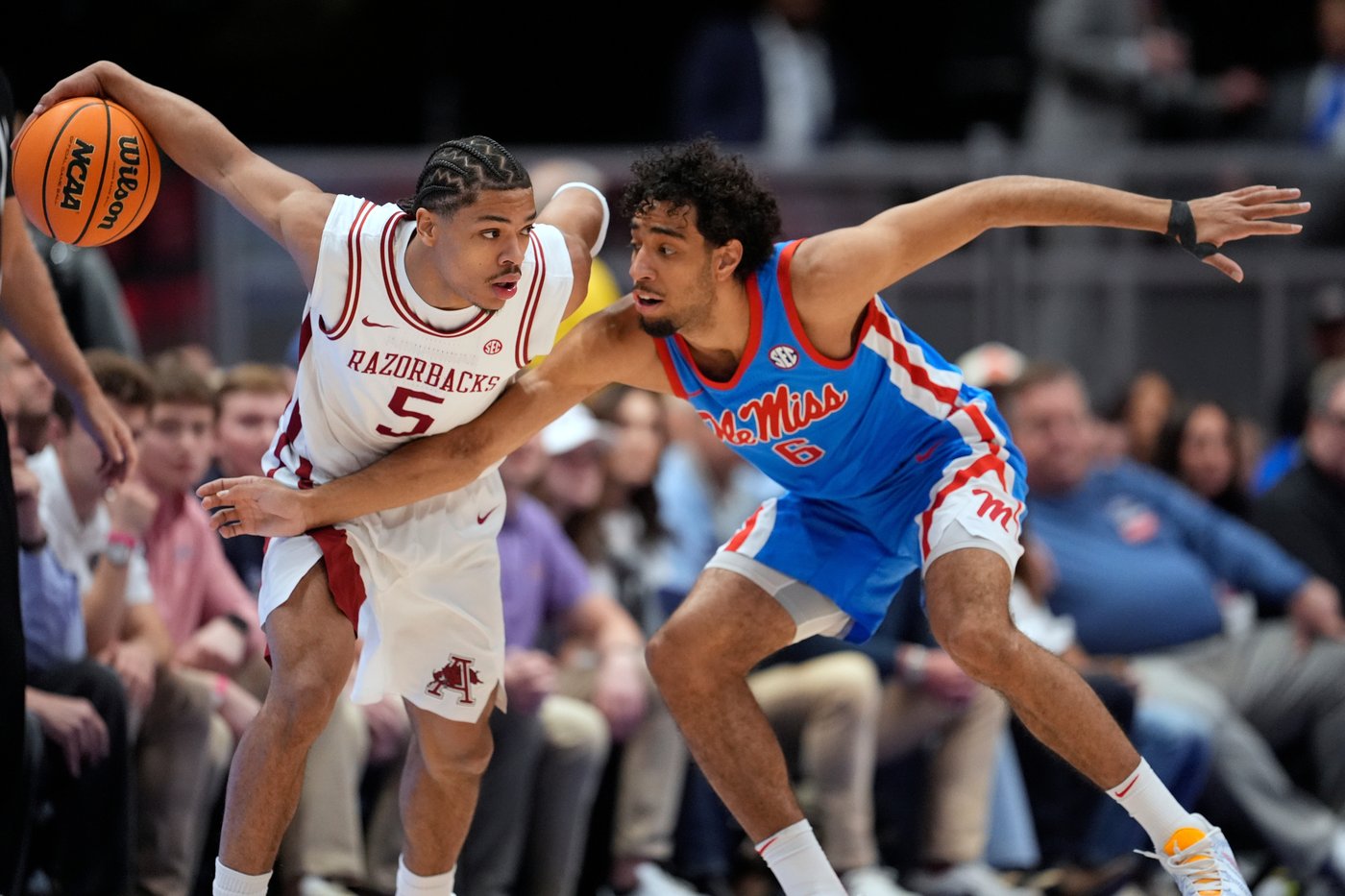 No. 17 Arkansas edges Mississippi 93-90 in OT to reach SEC title game | iNFOnews.ca