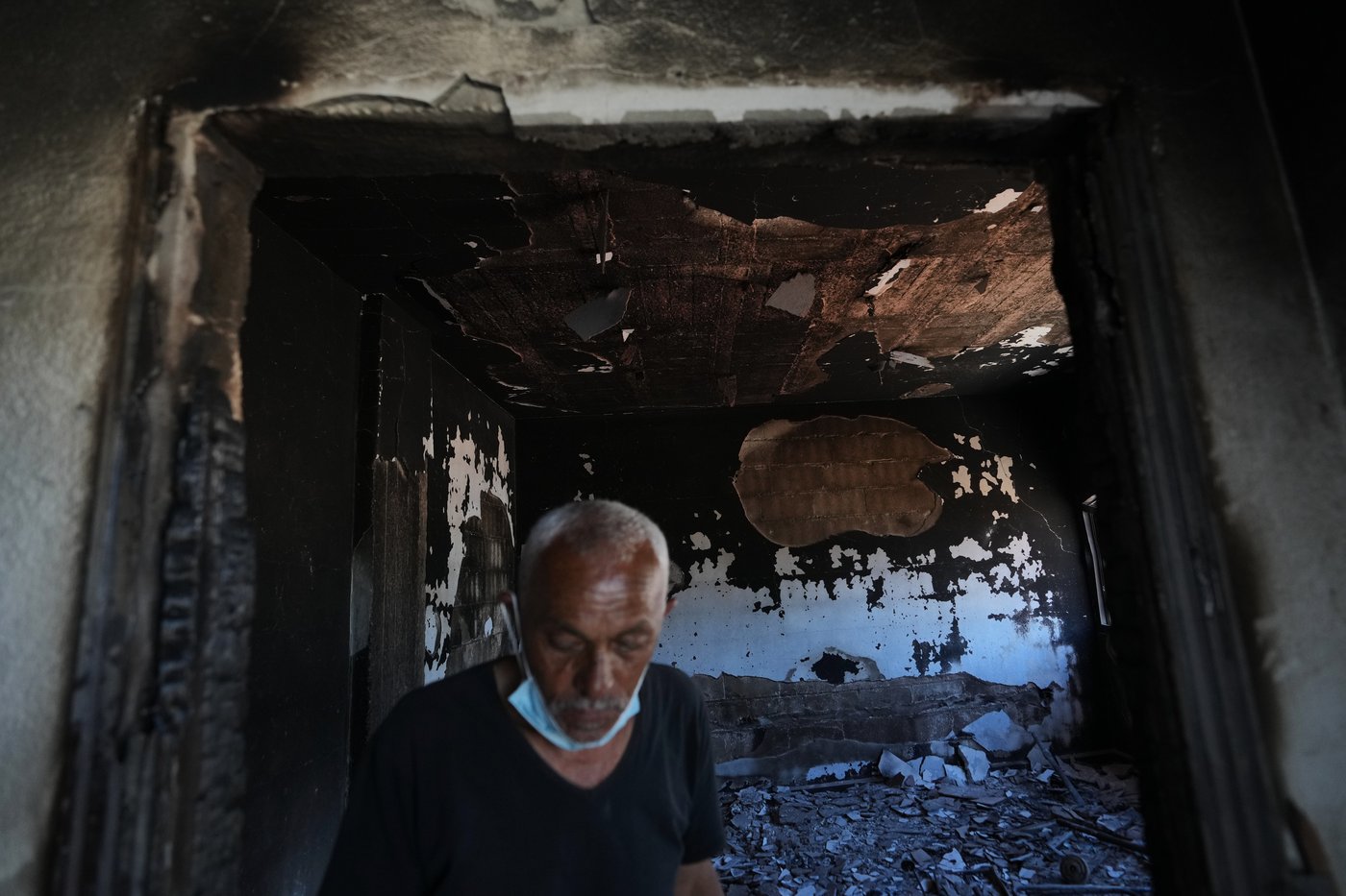 Residents return to a southern Lebanese village after a US-brokered agreement, in photos | iNwheels