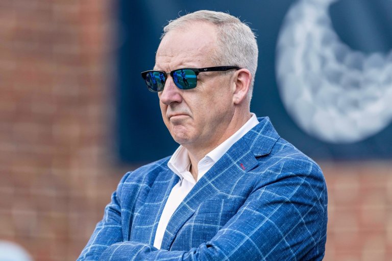 SEC's Greg Sankey rejects pooling conference TV rights as a solution to problems in college sports | iNFOnews.ca