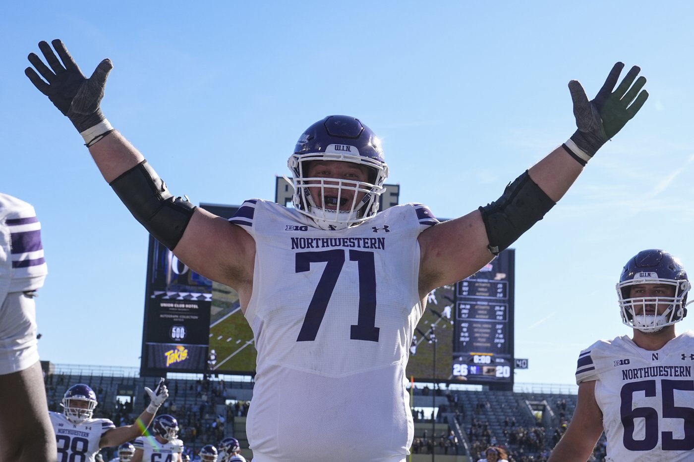 Joseph Himon bookends touchdowns to send Northwestern past Purdue 26-20 in OT | iNFOnews.ca Joseph Himon bookends touchdowns to send Northwestern past Purdue 26-20 in OT | iNFOnews.ca