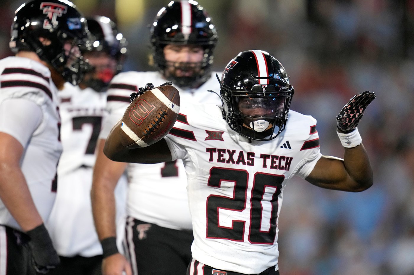 No. 11 Texas Tech dominates Houston 35-11 to improve to 5-0 | iNFOnews.ca No. 11 Texas Tech dominates Houston 35-11 to improve to 5-0 | iNFOnews.ca