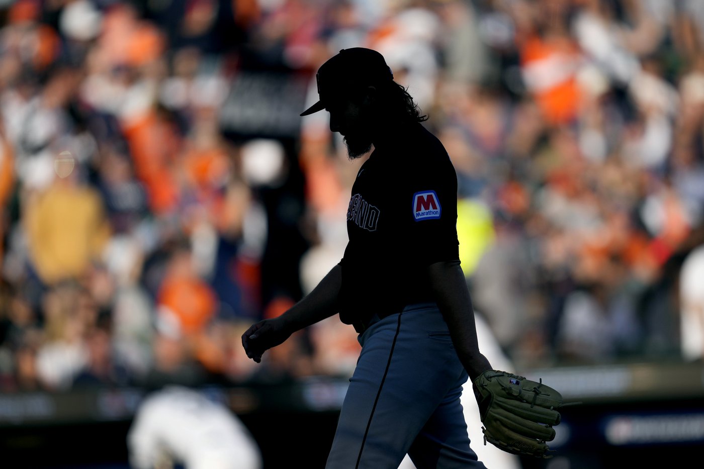 Tigers blank Guardians 3-0 in ALDS with clutch hitting , strong pitching to lead series 2-1 | iNFOnews.ca Tigers blank Guardians 3-0 in ALDS with clutch hitting , strong pitching to lead series 2-1 | iNFOnews.ca
