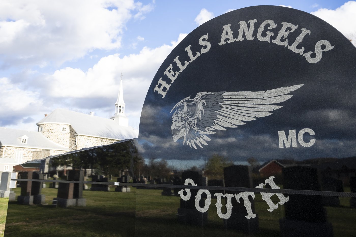 Catholic diocese near Montreal expresses regret about Hells Angels tombstone | iNFOnews.ca Catholic diocese near Montreal expresses regret about Hells Angels tombstone | iNFOnews.ca