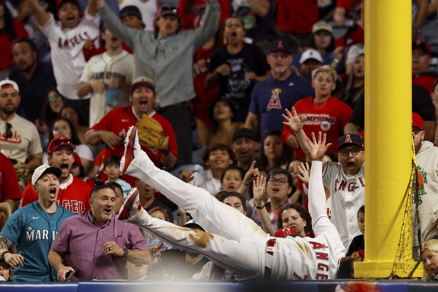 Jo Adell robs 3 homers in what Torii Hunter calls the greatest defensive game he's ever seen | iNFOnews.ca