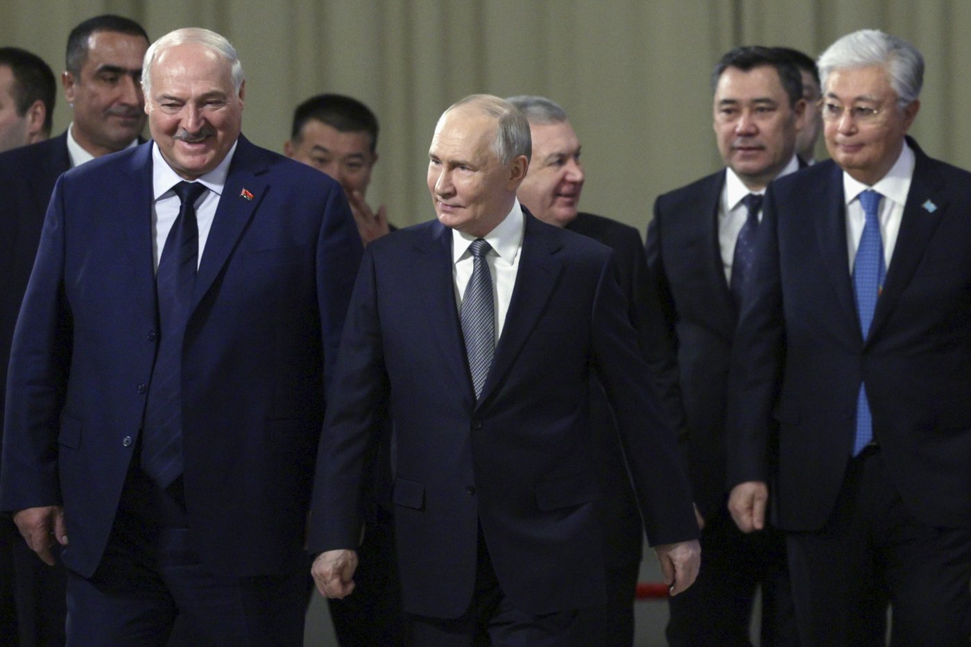 An altercation erupts at a high-level meeting of a Russia-dominated economic union | iNFOnews.ca