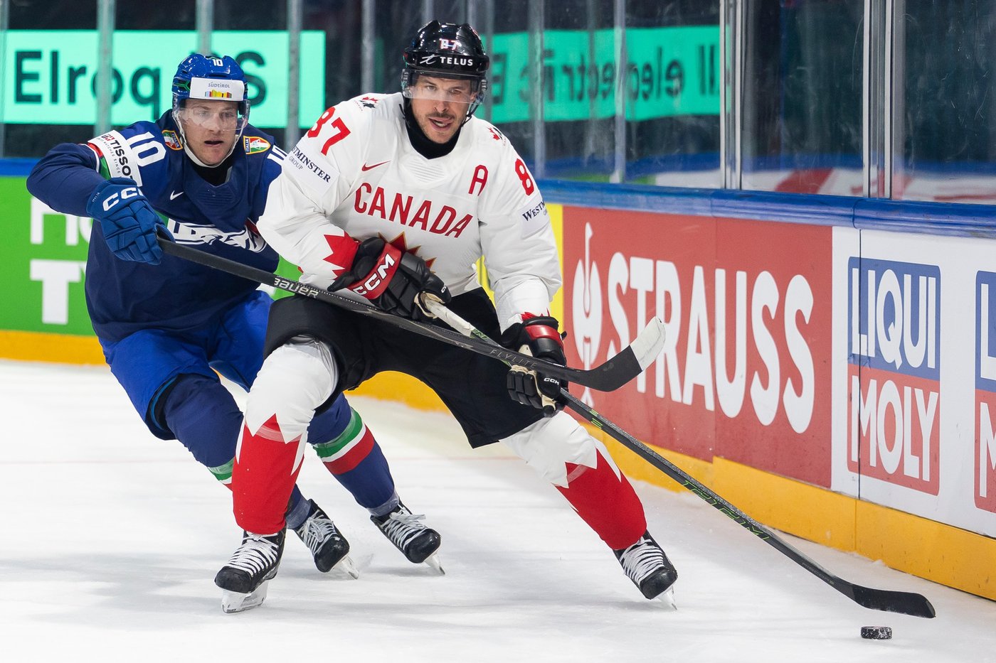 Teenage captain Celebrini scores 2 as Canada shuts out Italy at ice hockey worlds | iNFOnews.ca Teenage captain Celebrini scores 2 as Canada shuts out Italy at ice hockey worlds | iNFOnews.ca