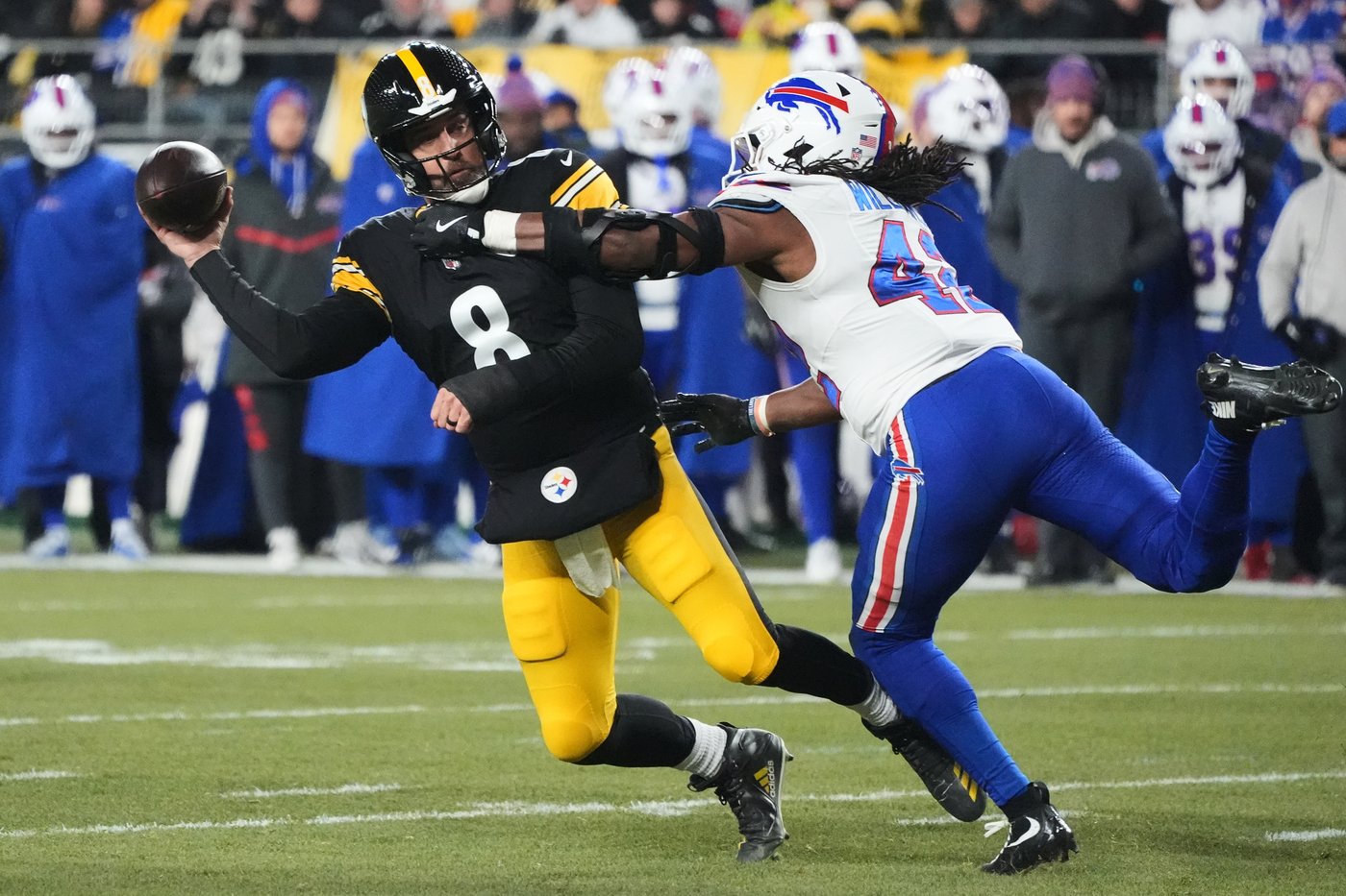 Aaron Rodgers' bloody nose a fitting symbol for the hurting Steelers in lopsided loss to Bills | iNFOnews.ca Aaron Rodgers' bloody nose a fitting symbol for the hurting Steelers in lopsided loss to Bills | iNFOnews.ca