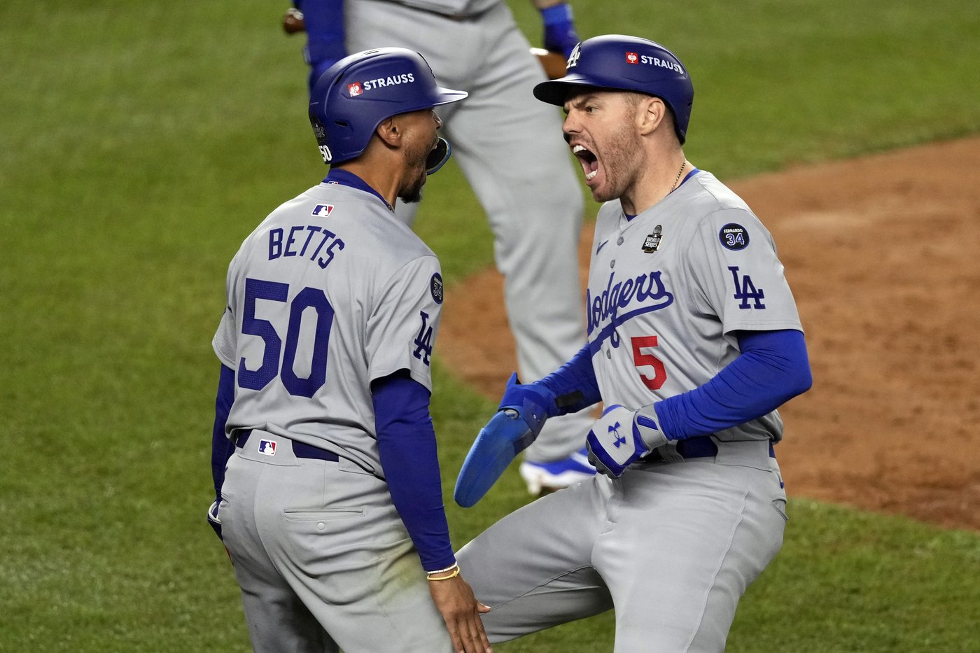 World Series: Freddie Freeman wins MVP award after tying record with 12 RBIs for Dodgers | iNFOnews.ca