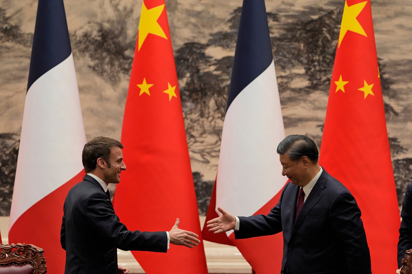Macron heads to China for talks with Xi on trade ties and Russia's war in Ukraine | iNFOnews.ca Macron heads to China for talks with Xi on trade ties and Russia's war in Ukraine | iNFOnews.ca