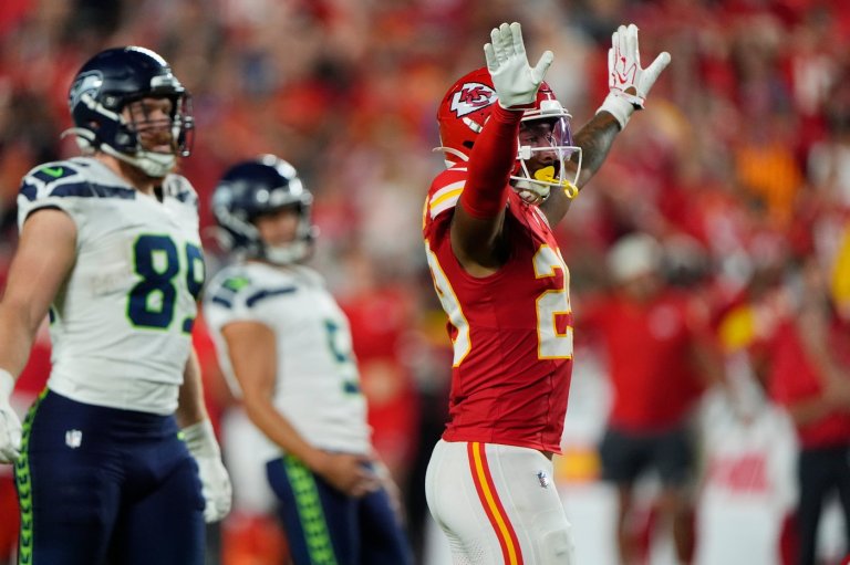 Seattle's Myers misses field goal as time expires and Seahawks play to 9-9 tie with Chiefs | iNFOnews.ca