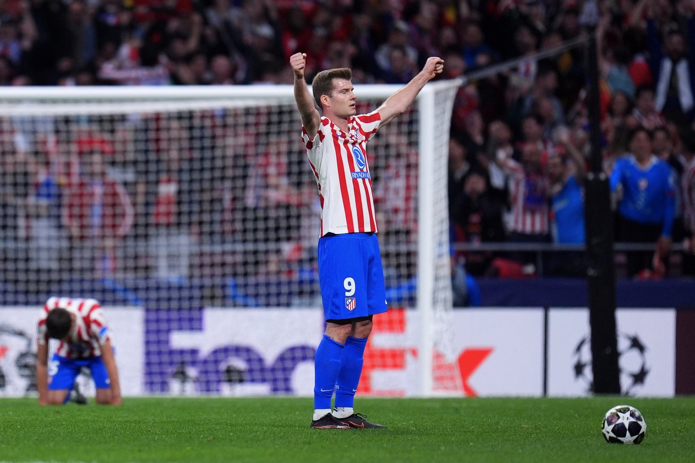 Champions League semifinals offer contrast of easy-on-the-eye PSG-Bayern and robust Atletico-Arsenal | iNFOnews.ca