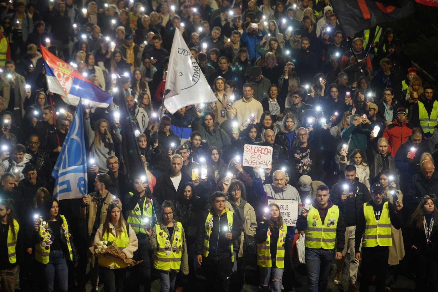 Thousands march in Serbia in persistent resistance to autocratic leader Vucic | iNFOnews.ca Thousands march in Serbia in persistent resistance to autocratic leader Vucic | iNFOnews.ca