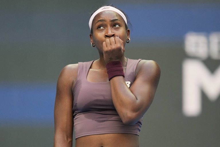 Coco Gauff loses after citing an 'insane' wave of racist abuse following previous match in Beijing | iNFOnews.ca