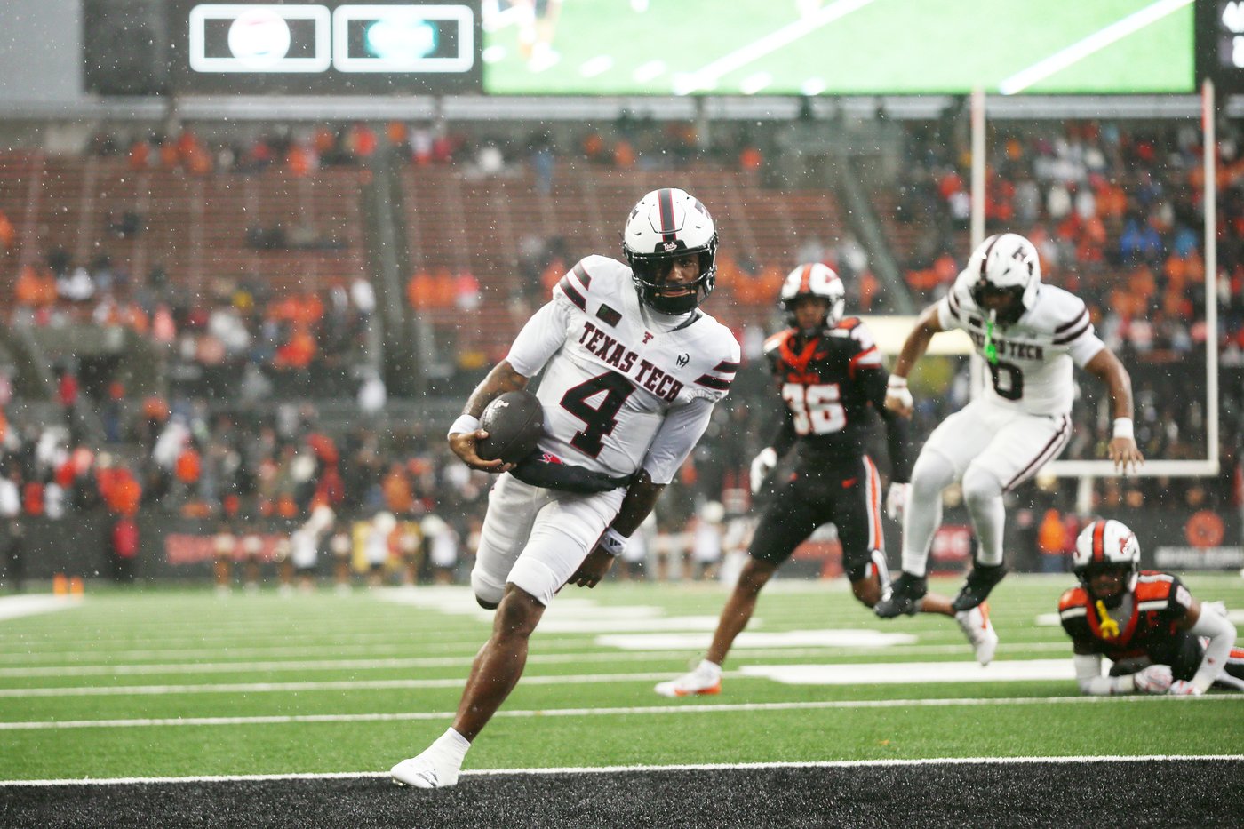 Hammond throws go-ahead touchdown pass and No. 13 Texas Tech downs Oregon State 35-24 | iNFOnews.ca Hammond throws go-ahead touchdown pass and No. 13 Texas Tech downs Oregon State 35-24 | iNFOnews.ca