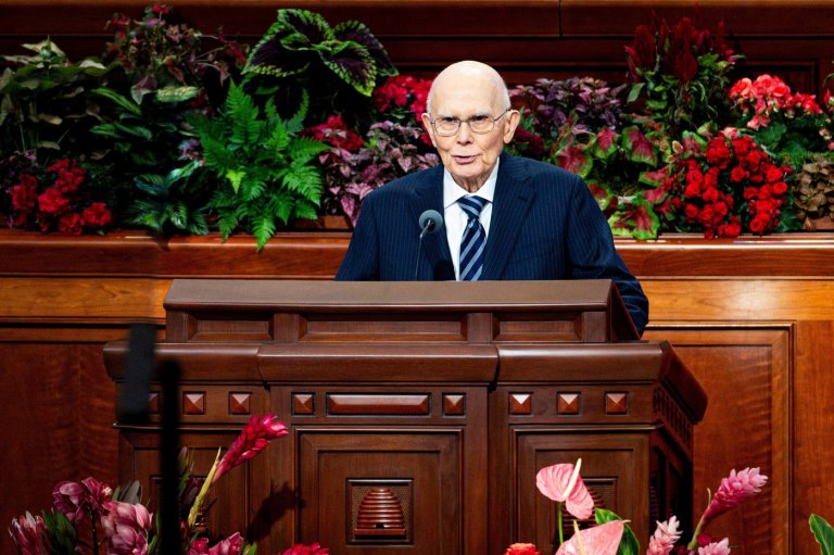 Dallin H. Oaks, former Utah Supreme Court justice, is selected to lead Mormon church | iNFOnews.ca