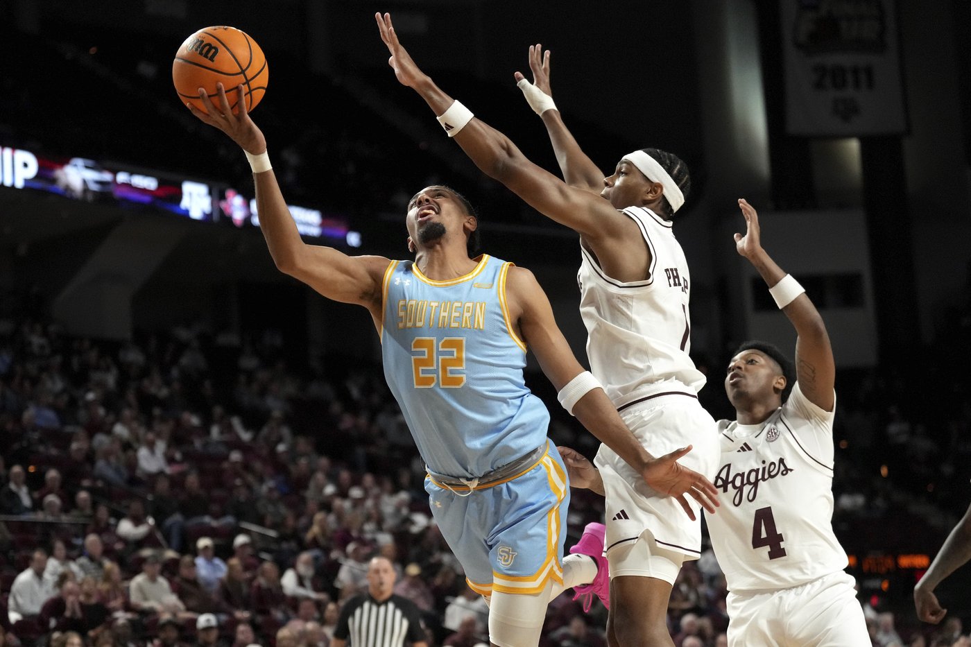 No. 23 Texas A&M overcomes 16-point deficit with big 2nd half in 71-54 win over Southern | iNFOnews.ca