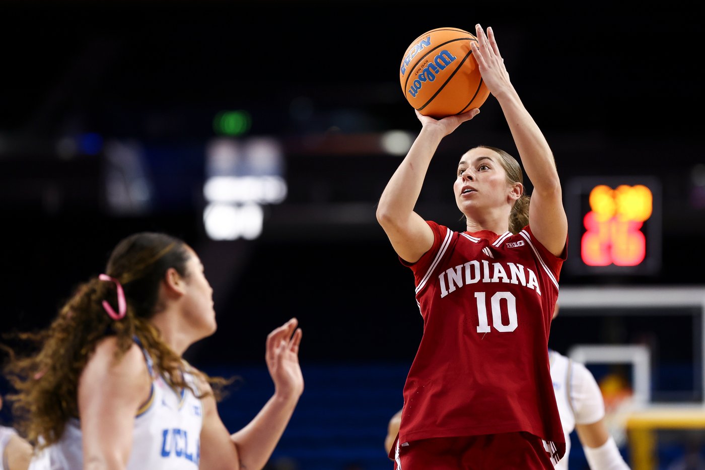 No. 2 UCLA women beat Indiana 92-48 and extend win streak to 19 games | iNFOnews.ca