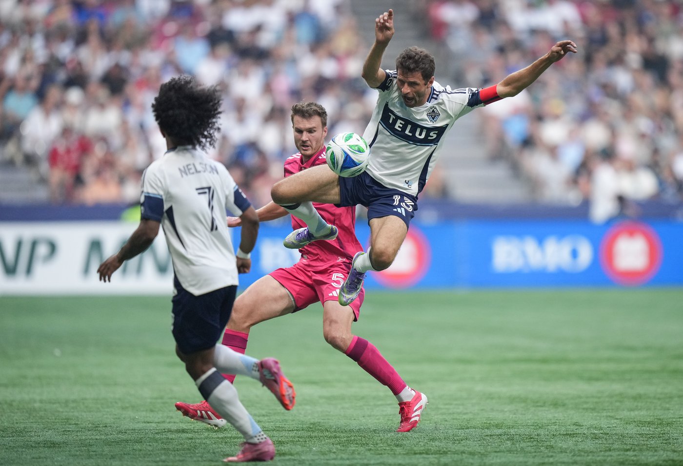 Muller's first MLS goal on late PK, Vancouver Whitecaps down St. Louis City 3-2 | iNFOnews.ca