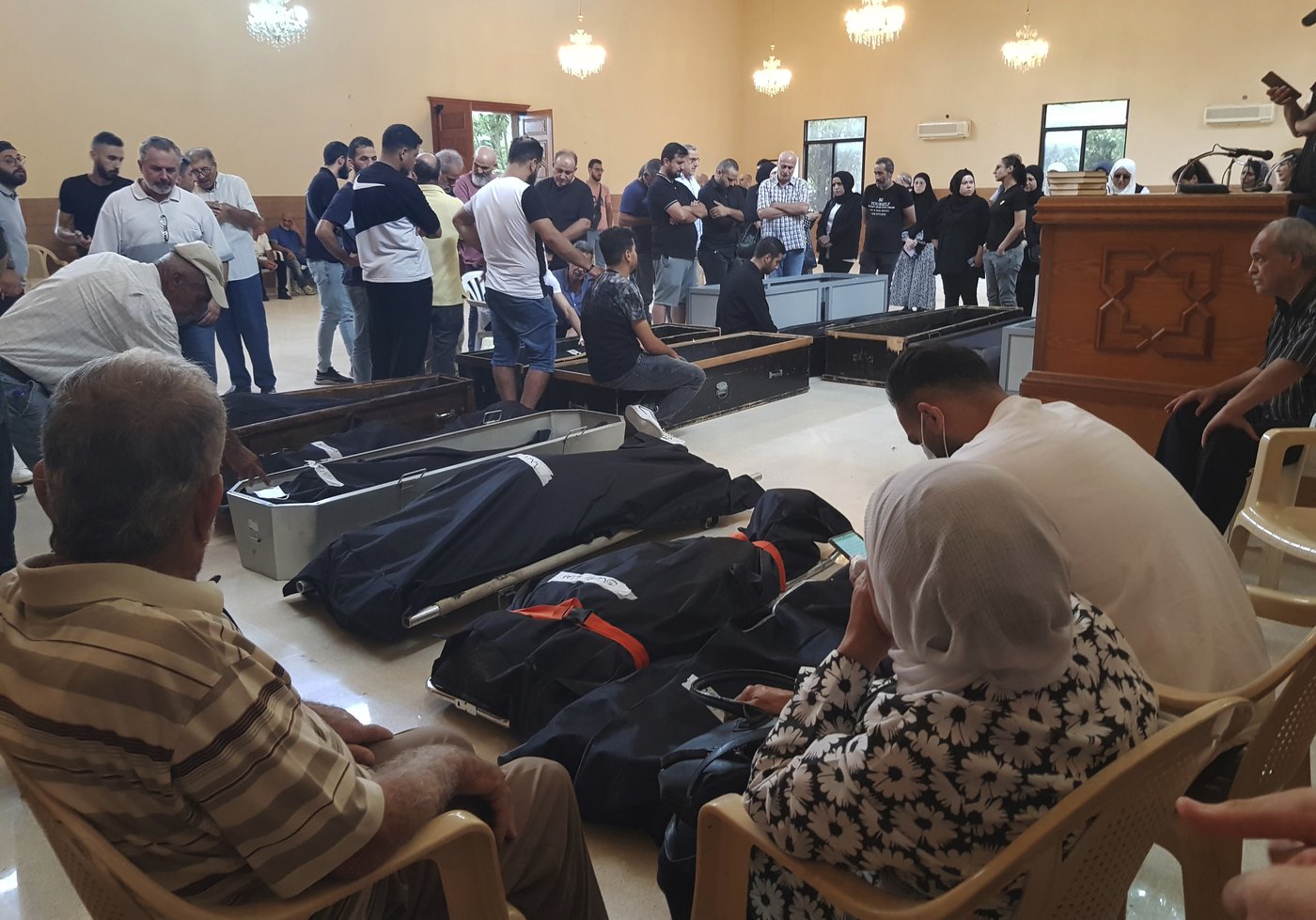 A Lebanese family was holding a Sunday gathering when an Israeli strike toppled their building | iNFOnews.ca A Lebanese family was holding a Sunday gathering when an Israeli strike toppled their building | iNFOnews.ca