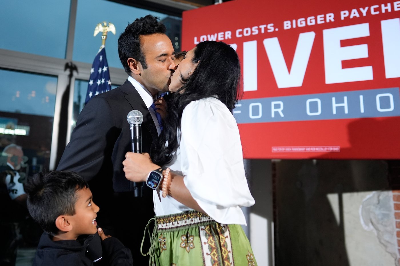 Photos: Ohio and Indiana high-stakes primaries, and a power-shifting race in Michigan | iNFOnews.ca