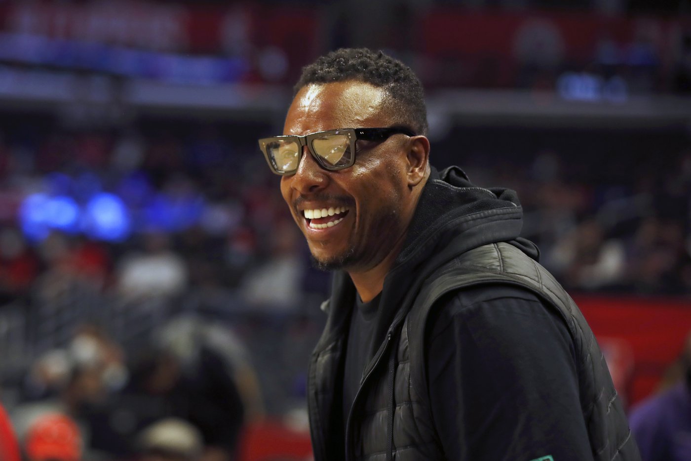 Paul Pierce says he walked 20 miles to work in a robe as punishment for guaranteeing a Celtics' win | iNFOnews.ca Paul Pierce says he walked 20 miles to work in a robe as punishment for guaranteeing a Celtics' win | iNFOnews.ca
