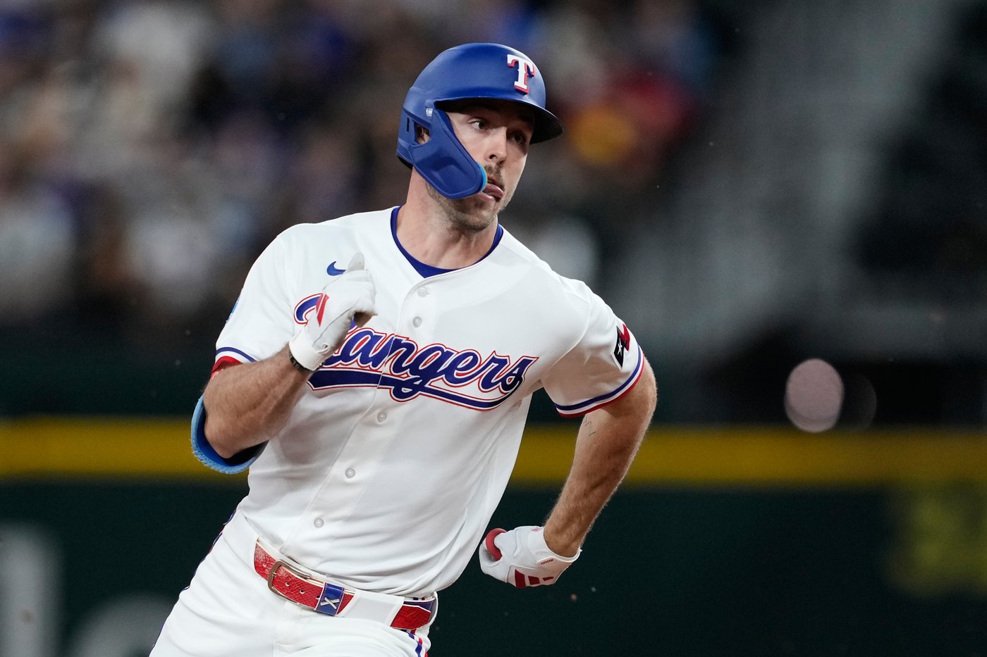 DeGrom has 62nd 10-K game and Carter hits inside-the-park HR as Rangers beat Pirates 6-1 | iNFOnews.ca DeGrom has 62nd 10-K game and Carter hits inside-the-park HR as Rangers beat Pirates 6-1 | iNFOnews.ca