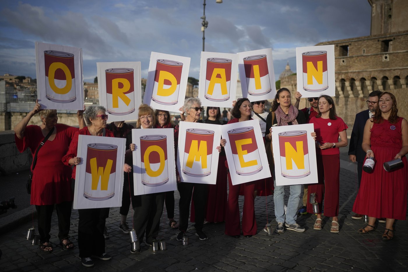 Catholic reform debate launched by Pope Francis leans away from ordained roles for women | iNFOnews.ca