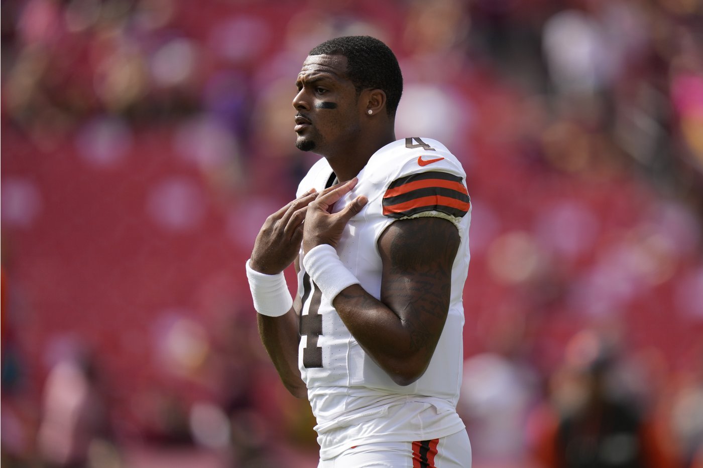 Deshaun Watson under siege as QB's dismal play leads to criticism, calls for benching | iNFOnews.ca