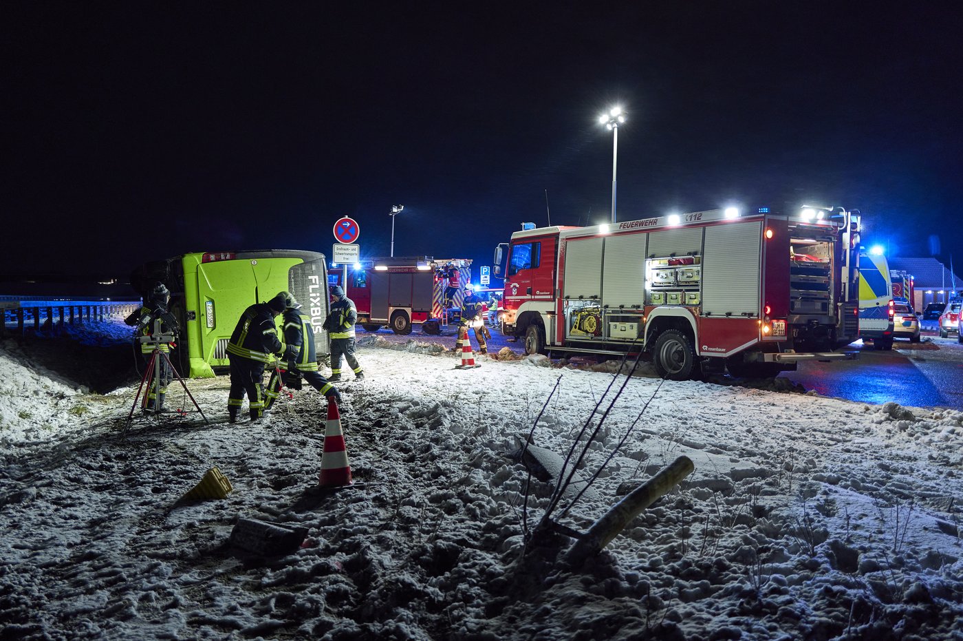 A bus accident on a highway in northeastern Germany leaves 2 dead | iNFOnews.ca