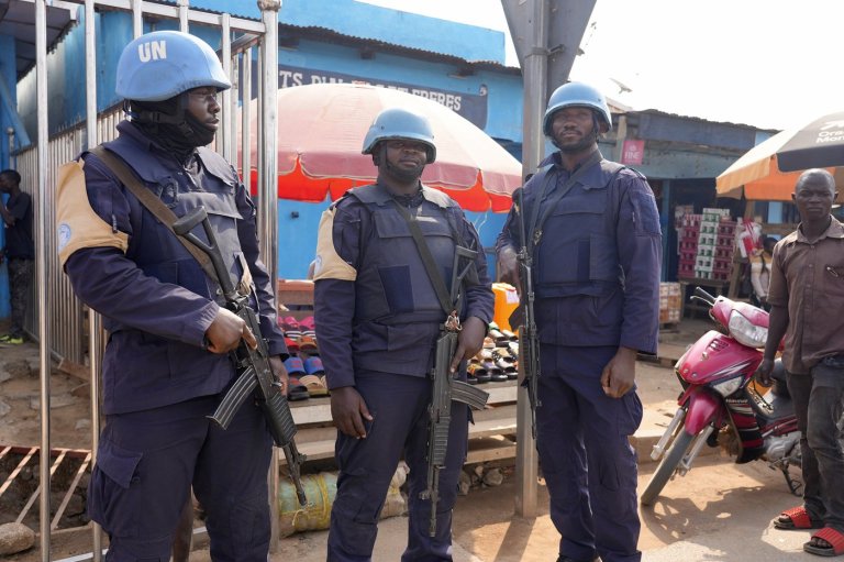 UN armored vehicle crashes in Central African Republic, killing 5 police officers | iNFOnews.ca