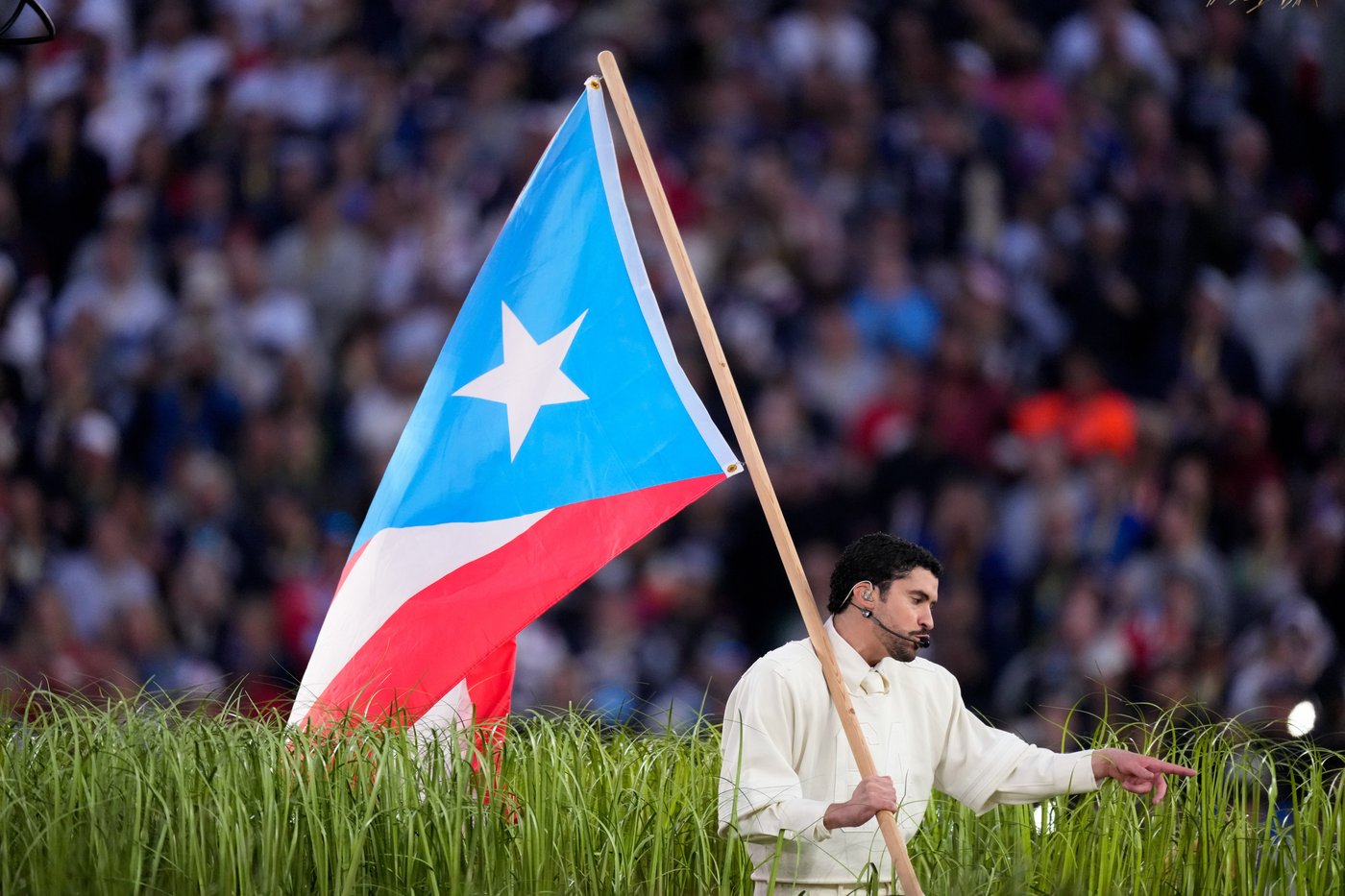 Breaking down the symbolism in Bad Bunny's Super Bowl halftime show | iNFOnews.ca