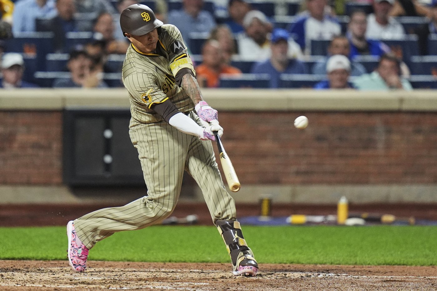 Machado's tiebreaking grand slam sends Padres to 7-4 win over Mets | iNFOnews.ca