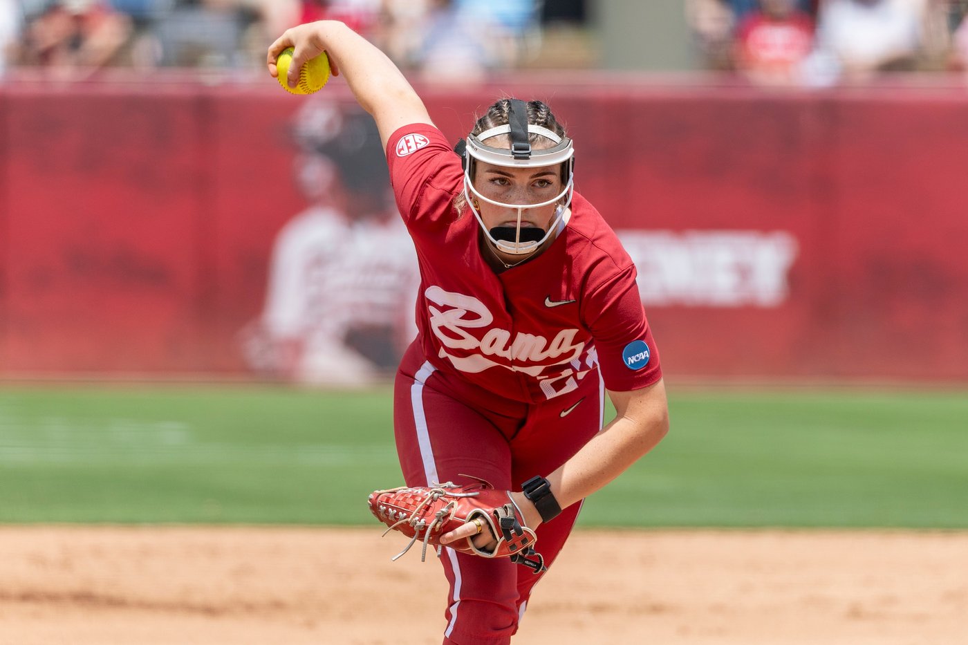 No. 1 seed Alabama and defending champ Texas lead talented field at Women's College World Series | iNFOnews.ca No. 1 seed Alabama and defending champ Texas lead talented field at Women's College World Series | iNFOnews.ca