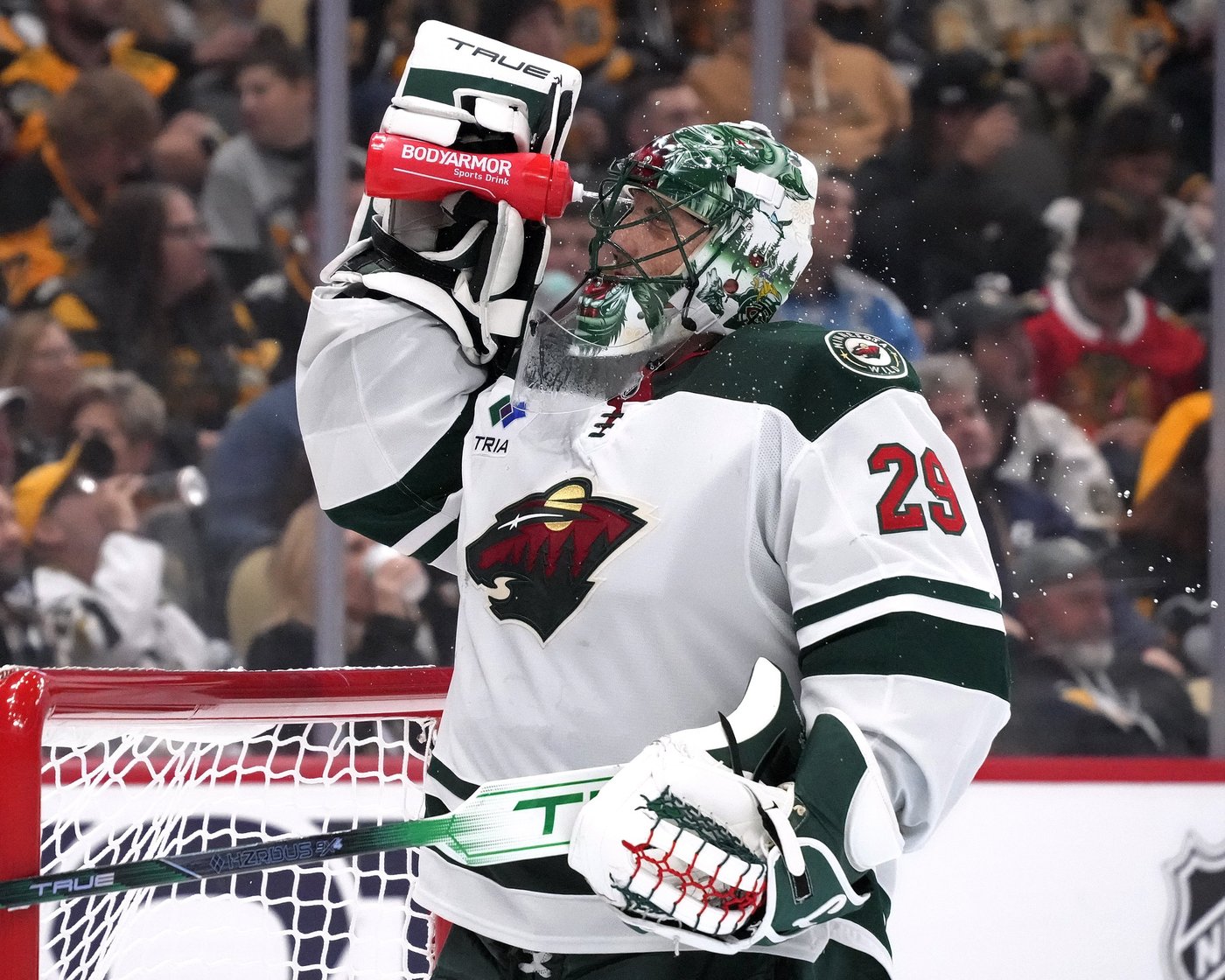 Marc-Andre Fleury stops 26 to lead Wild past Penguins 5-3 | iNFOnews.ca Marc-Andre Fleury stops 26 to lead Wild past Penguins 5-3 | iNFOnews.ca