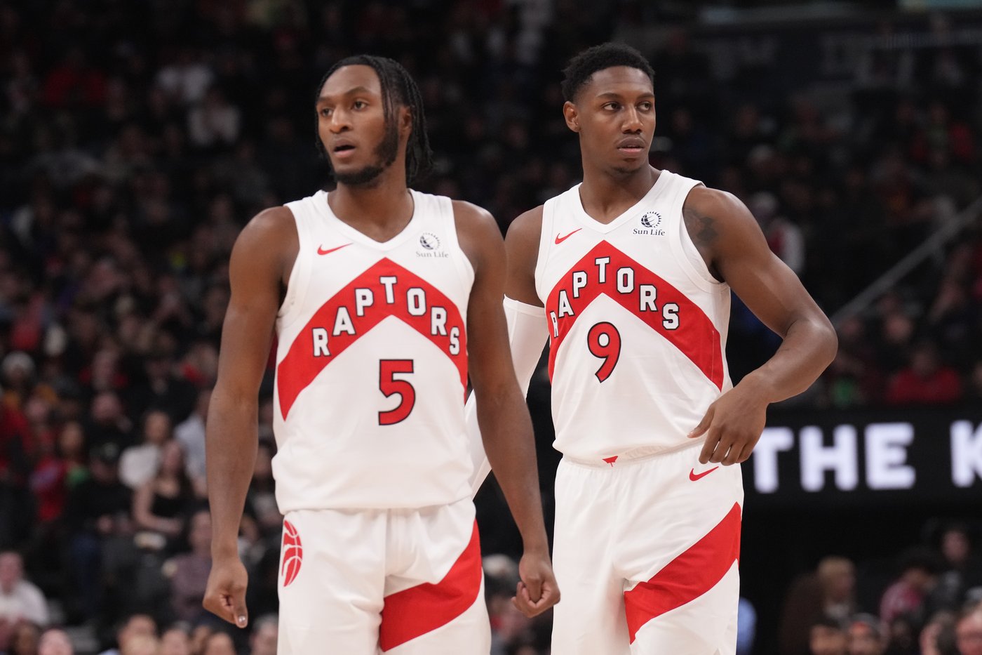 Raptors-Knicks trade a year ago reshaped both teams, but who won the trade? | iNFOnews.ca