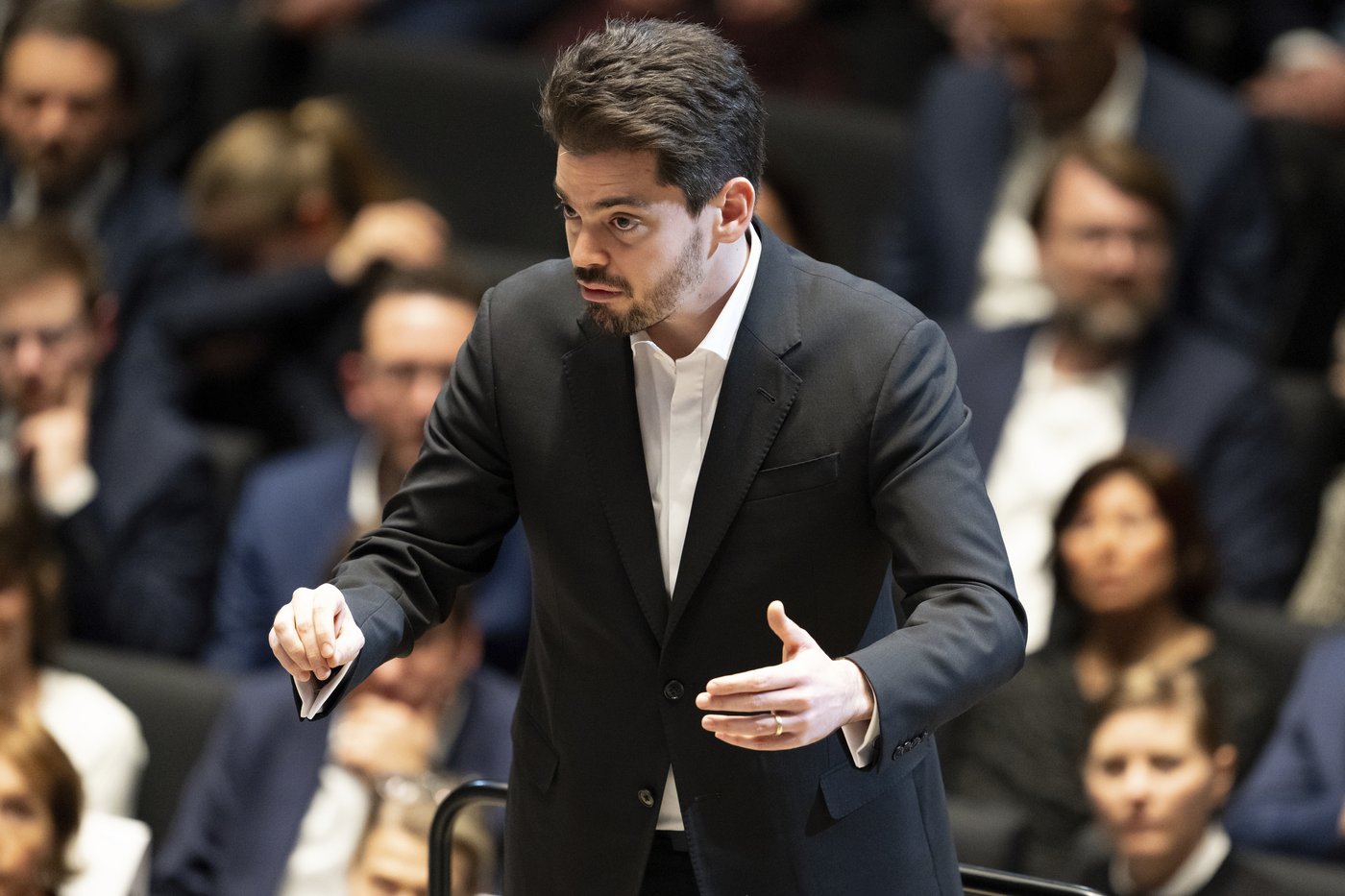 Belgian festival's decision to cancel a concert led by an Israeli conductor draws criticism | iNFOnews.ca Belgian festival's decision to cancel a concert led by an Israeli conductor draws criticism | iNFOnews.ca