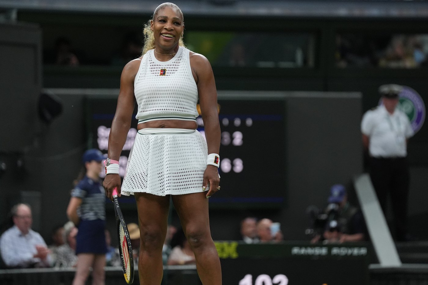 Serena Williams' coach tells AP nerves and a closed roof were factors in Wimbledon loss | iNFOnews.ca Serena Williams' coach tells AP nerves and a closed roof were factors in Wimbledon loss | iNFOnews.ca